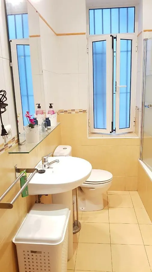 Apartment Hispalis Luis Montoto Seville